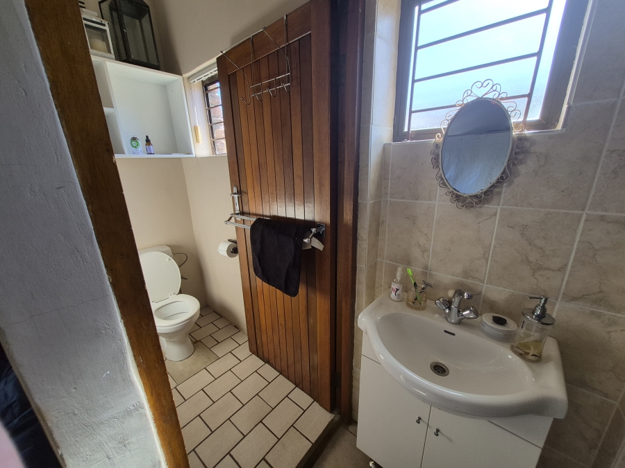 5 Bedroom Property for Sale in Dana Bay Western Cape
